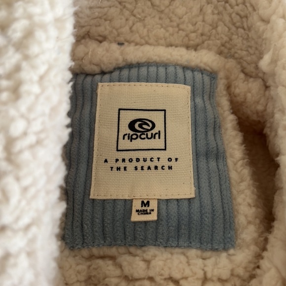 RIPCURL jacket!! - Picture 2 of 5